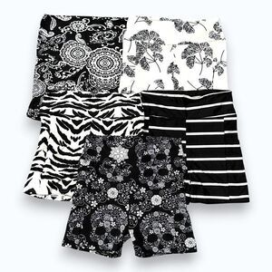 Black & White Yoga Shorts Bundle